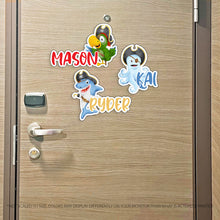 Load image into Gallery viewer, Pirates - Design with Names Characters with Names Custom - Cruise Magnet - Several Designs